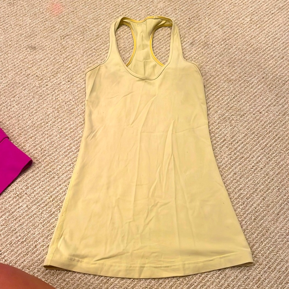 Lululemon tank top